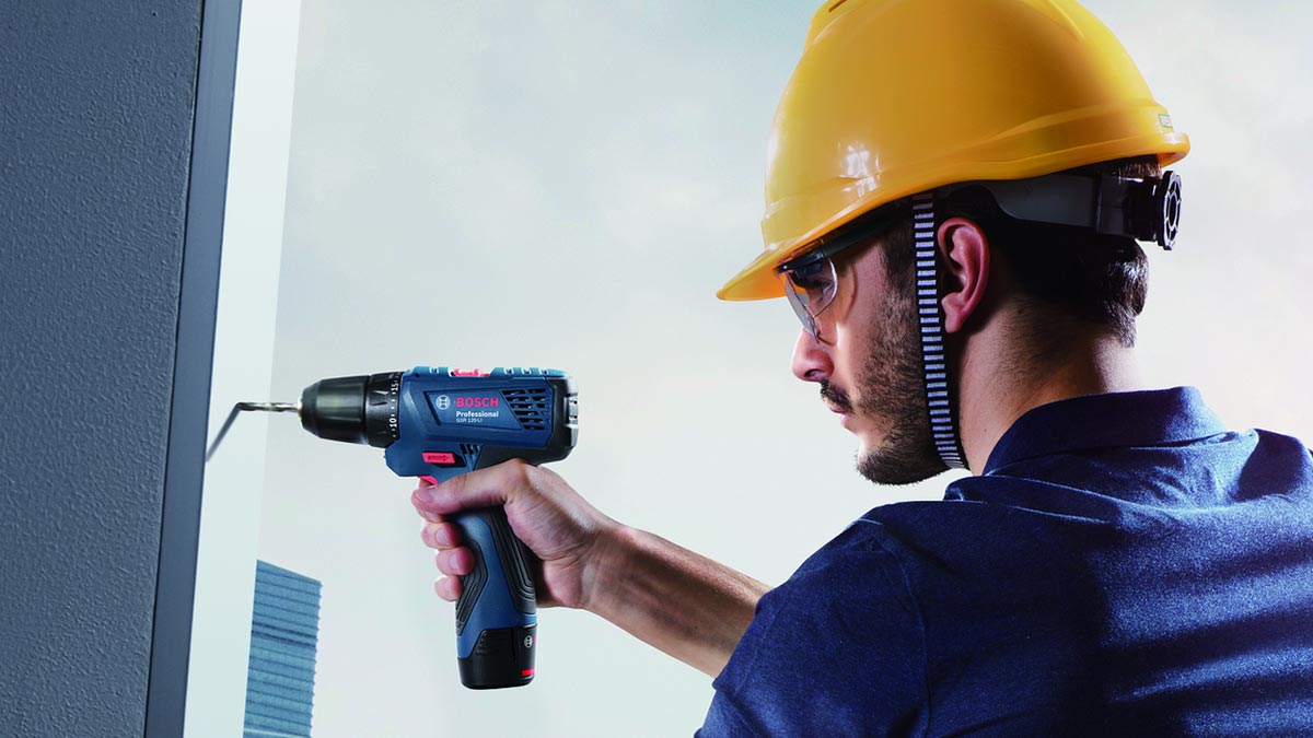 Bảo Dưỡng Khóa Cửa Vân Tay Đúng Cách Để Kéo Dài Tuổi Thọ