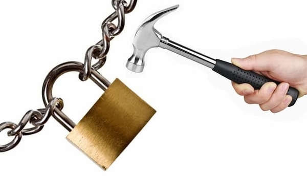 An tâm tuyệt đối với khóa cửa thông minh chống cháy: Lá chắn vững chắc cho ngôi nhà bạn