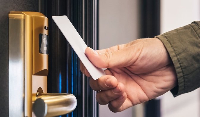 Cách chọn Khóa điện tử giá rẻ phù hợp cho gia đình bạn