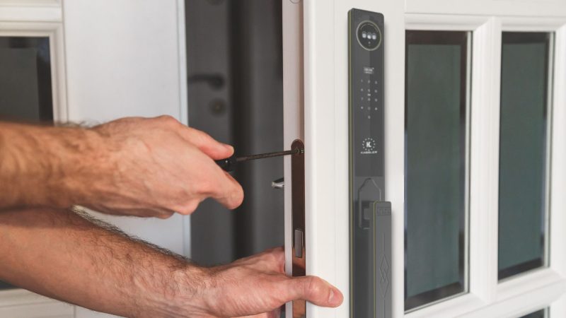 Khóa Cửa Thông Minh Chung Cư: Kết Hợp Hoàn Hảo Giữa Tiện Ích Và An Ninh