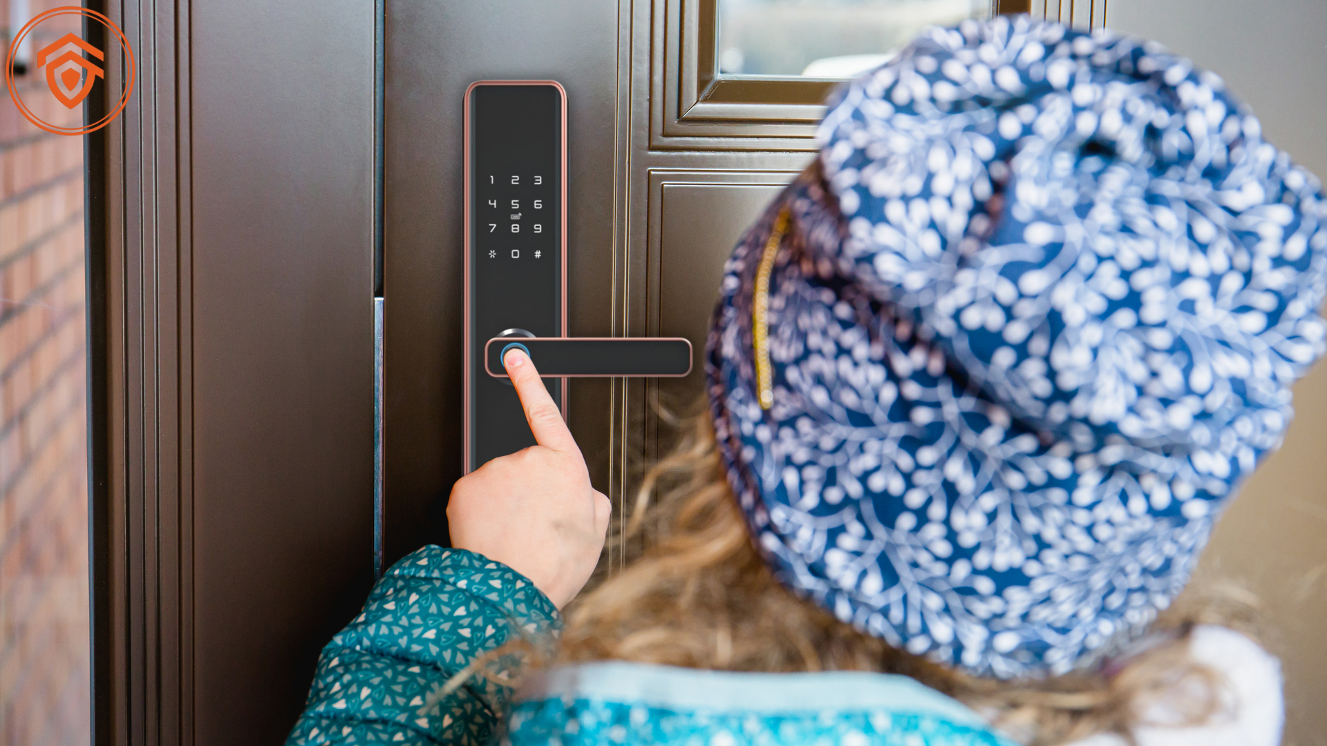 Pin Khóa Cửa Vân Tay Hết Đột Ngột, Mở Cửa Bằng Cách Nào?
