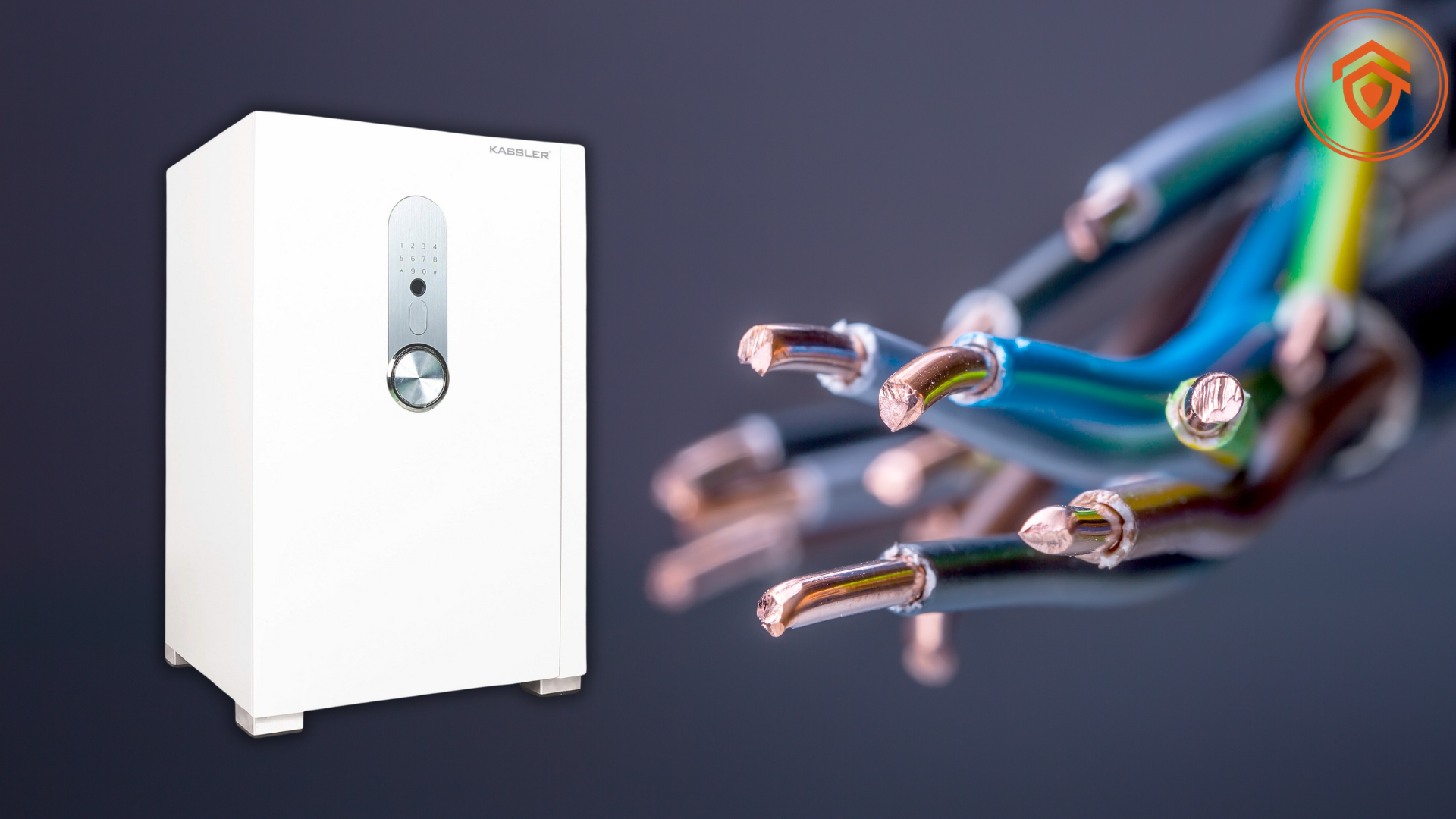 Két Sắt Thông Minh Dùng Pin Hay Điện? So Sánh Nguồn Cấp Và Độ Tin Cậy