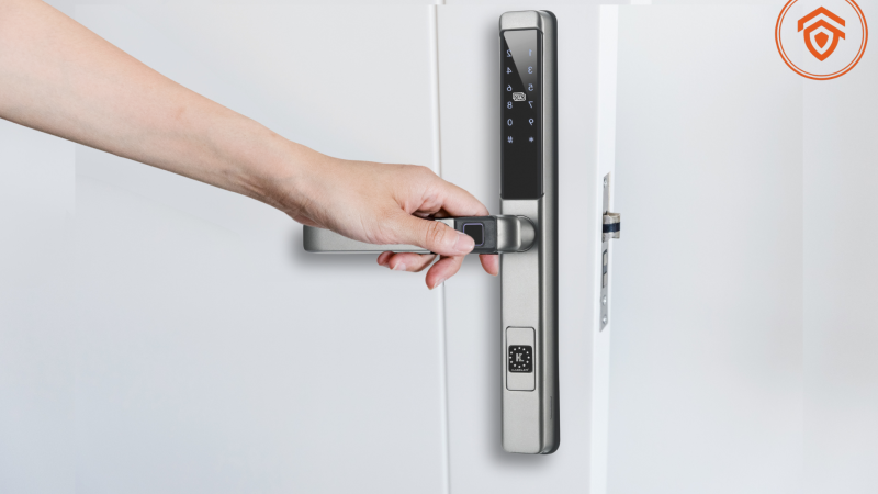 Khóa Cửa Thông Minh Và Sự Hòa Hợp Của Cửa Kính, Nhôm Và Thiết Kế Ánh Sáng